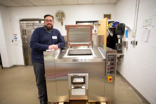 Leonia elementary school first in the state to cut cafeteria waste with food dehydrator